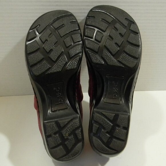 boc Born Concept Red Casual Textured Slip-on Clogs - Picture 7 of 7